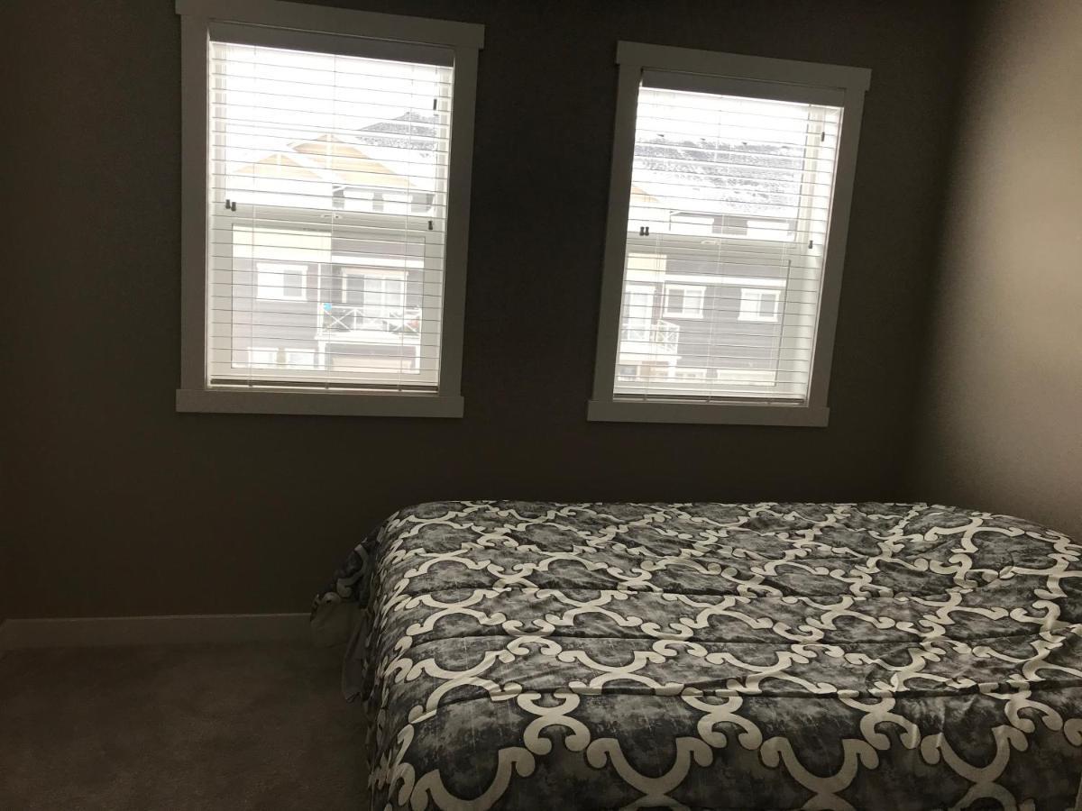 Home Stay! YYC Esterno foto